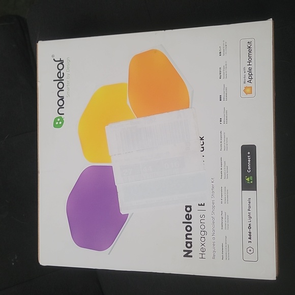 Nanoleaf Hexagon light panels - 3 panel  expansion pack - new in the box! - Picture 1 of 6